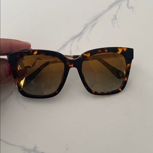 DIFF Sunglasses 🕶